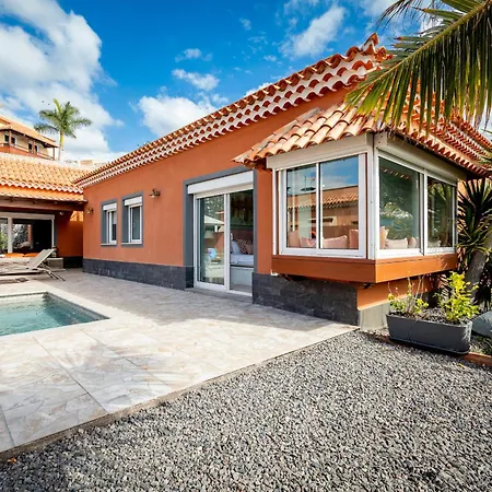 Cornelia * Costa Adeje