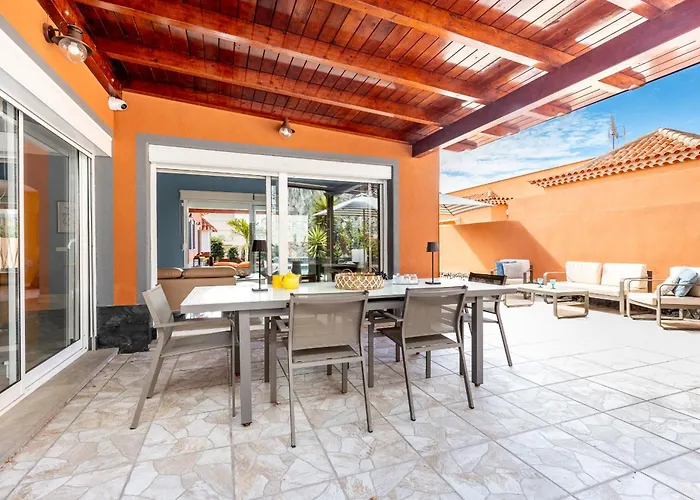 Cornelia Villa Costa Adeje